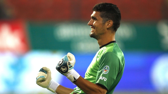 Dirigentes de Bolívar están dispuestos a escuchar una nueva oferta de U. Católica por Matías Dituro