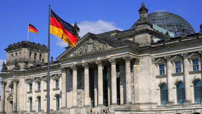 Nueva ley permitirá a alemanas conocer sueldo de sus compañeros varones