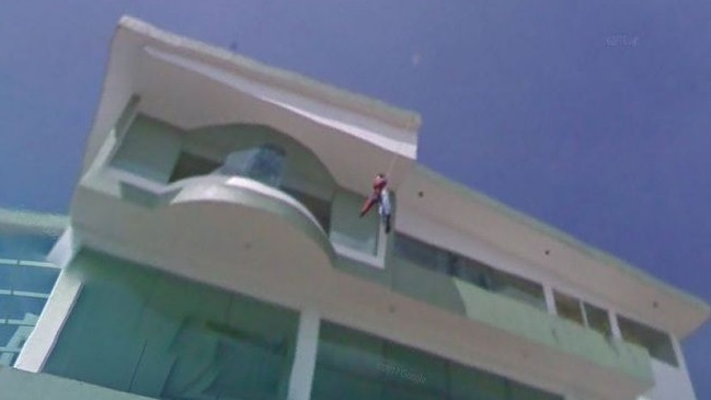 La verdad sobre el cuerpo colgado en una casa en México