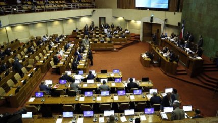  Congreso pide a Presidenta reunirse con disidencia cubana  