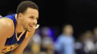 Stephen Curry guió a Golden State Warriors a su cuarto triunfo consecutivo en la NBA
