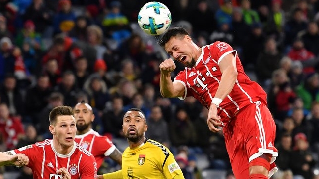 Arturo Vidal actuó en victoria de Bayern Munich en amistoso con equipo de Tercera División