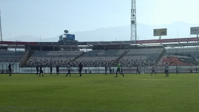 Colo Colo igualó con Santiago Morning en su primer enfrentamiento de pretemporada