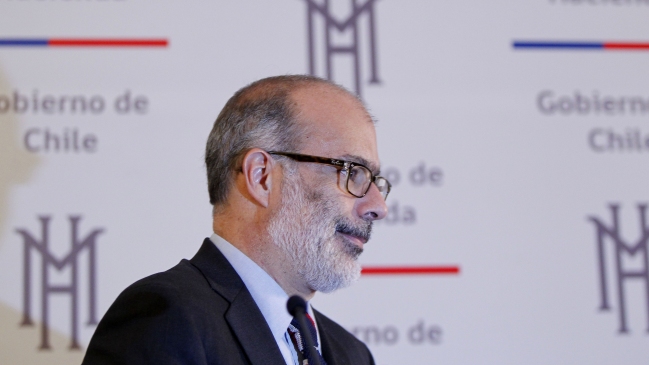 Sebastián Piñera se reunió sorpresivamente con ex ministro Hacienda de Bachelet