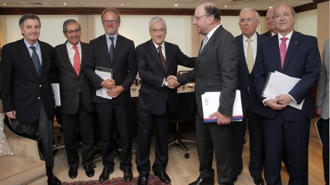 Sebastián Piñera se reunió con dirigentes de los gremios del gran empresariado