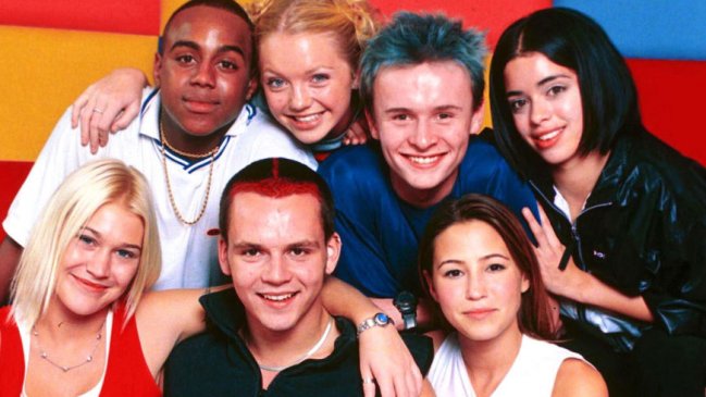 Cantante de S Club 7 vende uno de sus premios por eBay