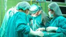 Cirujano que grabó sus iniciales en los hígados de sus pacientes evitó la cárcel
