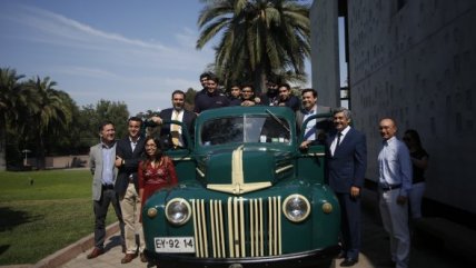 Restauraron la camioneta del padre Alberto Hurtado para la visita del papa Francisco