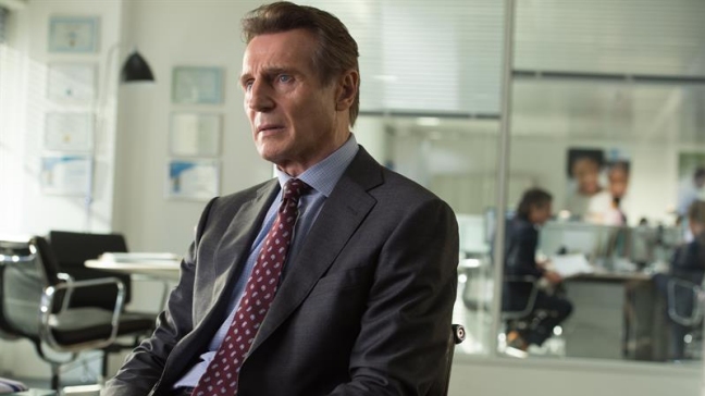 Liam Neeson ve una 
