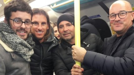   Sampaoli viajó hasta Wembley en el metro de Londres 