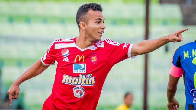 Delantero venezolano se convirtió en nuevo refuerzo de Santiago Wanderers