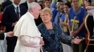 Bachelet dio la bienvenida a Francisco de quien espera un \