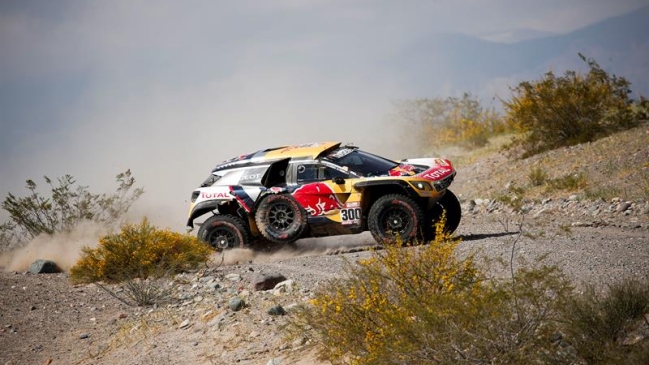 Peterhansel cree que es imposible alcanzar a Sainz si no tiene problemas mecánicos