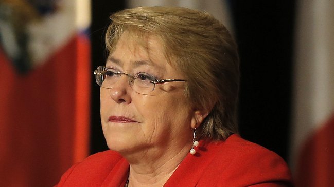 Bachelet propone que tribunales resuelvan las solicitudes de los reos terminales