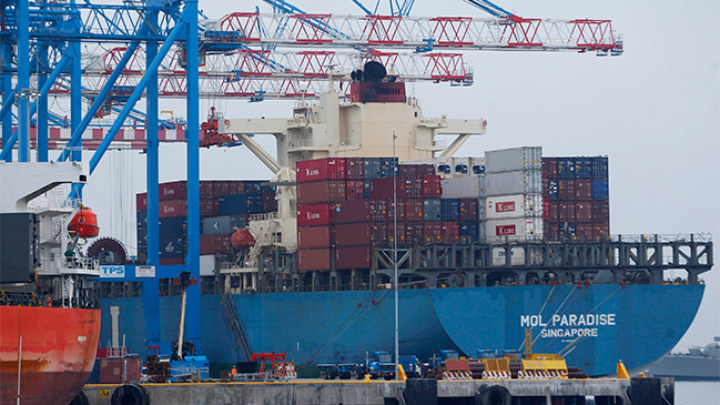 Megapuerto se construirá en San Antonio mientras Valparaíso acusa 