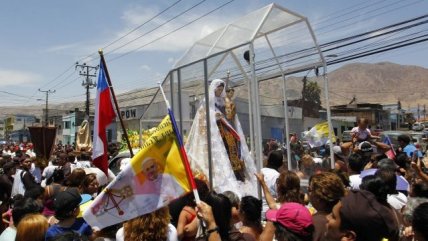   Virgen del Carmen llegó a la iglesia del barrio El Colorado de Iquique 