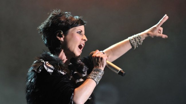 Causa de muerte de Dolores O'Riordan se conocerá en abril