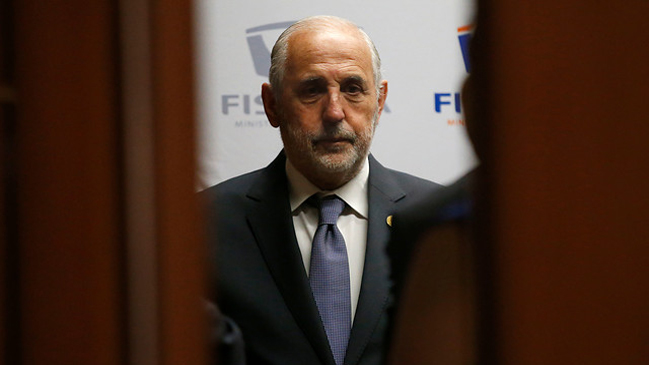 Jorge Abbott: El Ministerio Público es más que dos fiscales, por más importantes que sean