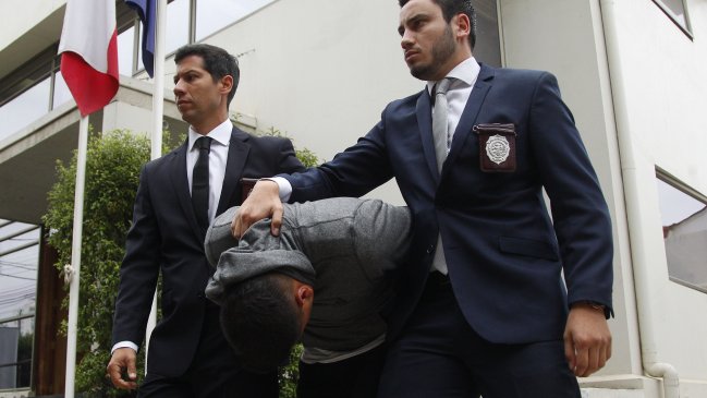 En prisión preventiva quedó el sospechoso de matar a una mujer en pub de Valparaíso