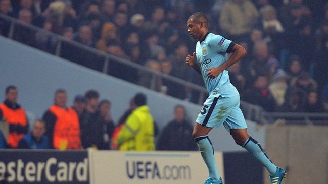 Fernandinho renovó con Manchester City hasta 2020