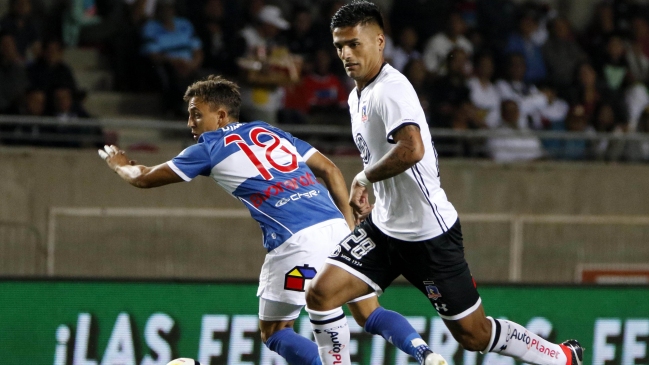 Colo Colo y Universidad Católica miden fuerzas antes del inicio del campeonato
