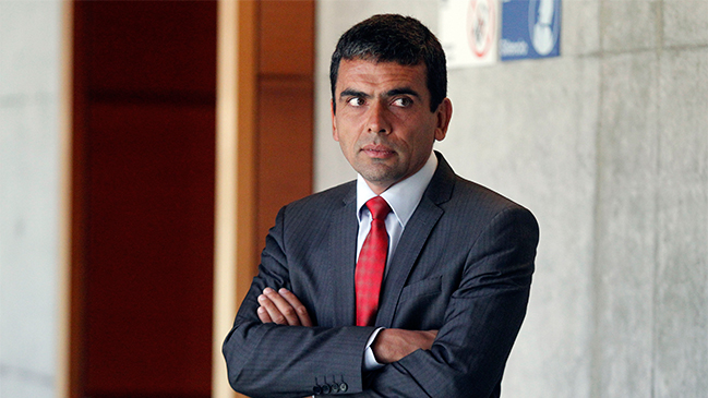 Carlos Gajardo: Esta derrota interna significa necesariamente dar un paso al costado