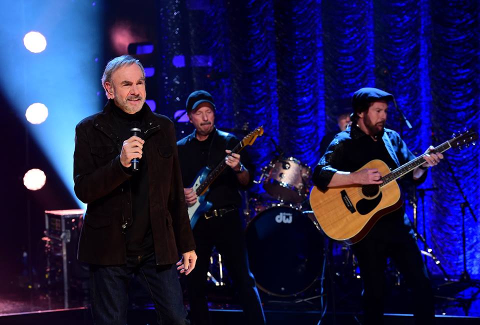 Neil Diamond reveló que padece parkinson y confirma deja los escenarios