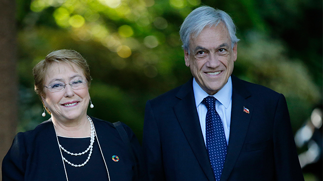 Encuesta: Sube apoyo a Bachelet mientras mayoría cree que Gobierno de Piñera será mejor