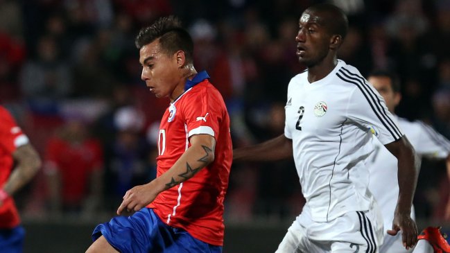 La selección chilena negocia un amistoso con Egipto