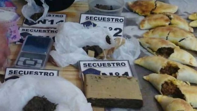 Detienen a hombre que vendía empanadas con marihuana