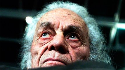   El Primer Café: El legado del antipoeta 