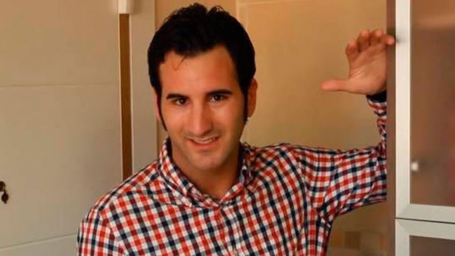 Pasado en película porno complica a joven político español