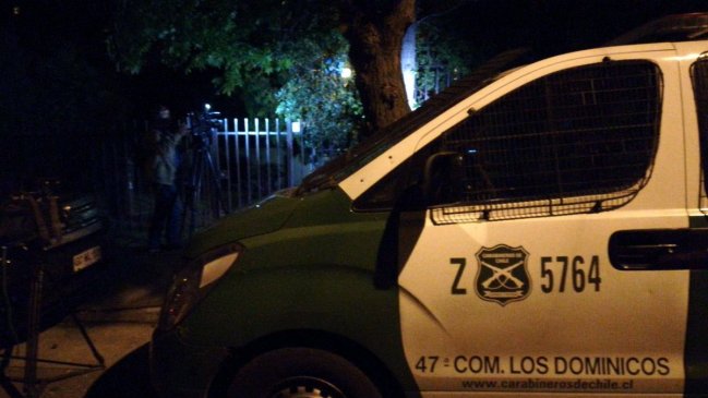 Carabineros indaga robo a familia en Las Condes: Delincuentes se fugaron