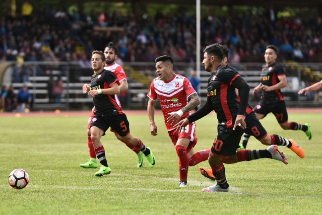 Deportes Valdivia presentará a refuerzos ante equipo argentino