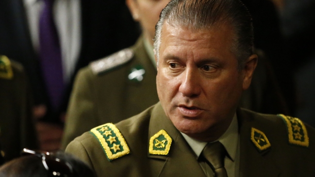 General director de Carabineros se encuentra fuera de Chile