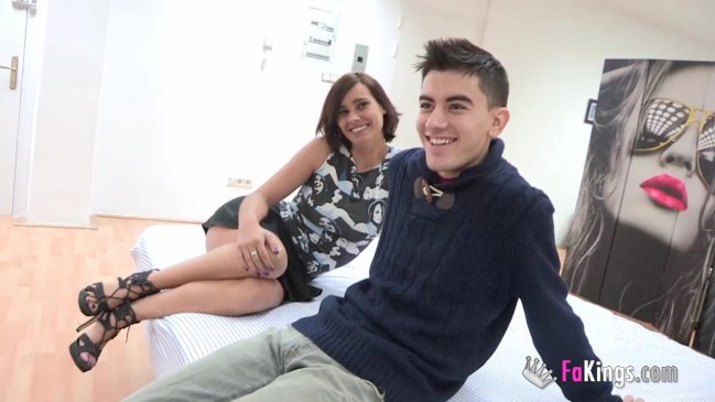 Reconocida empresa porno desmintió estar buscando actores en Chile mediante casting