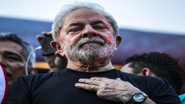 Lula da Silva sigue como candidato favorito, pese a fallo que aumentó su condena