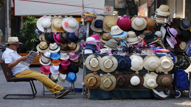 INE: Ocupación informal llega al 30 por ciento entre octubre y diciembre