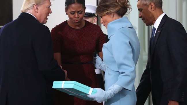 Michelle Obama reveló qué había en la caja que le regaló Melania