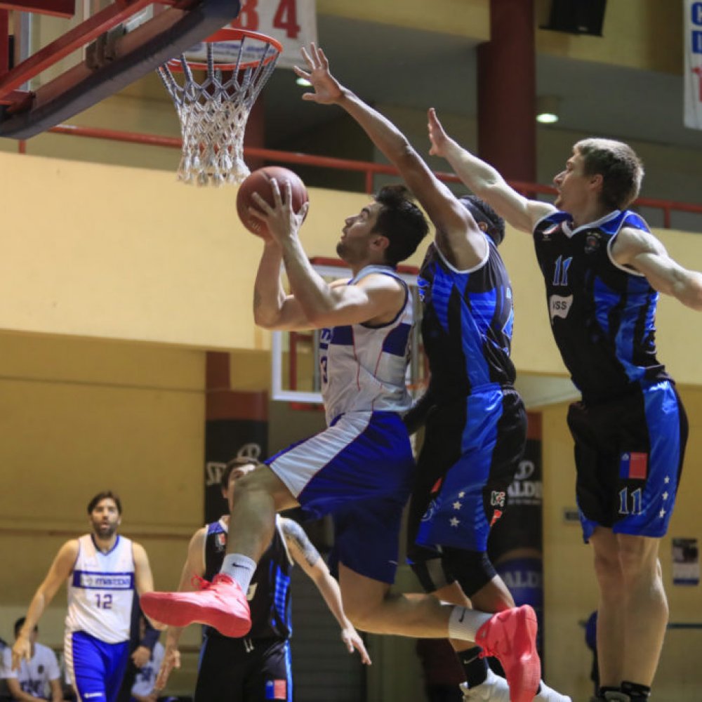 U. Católica, Ancud y Castro tomaron ventaja en los cuartos de final de la LNB