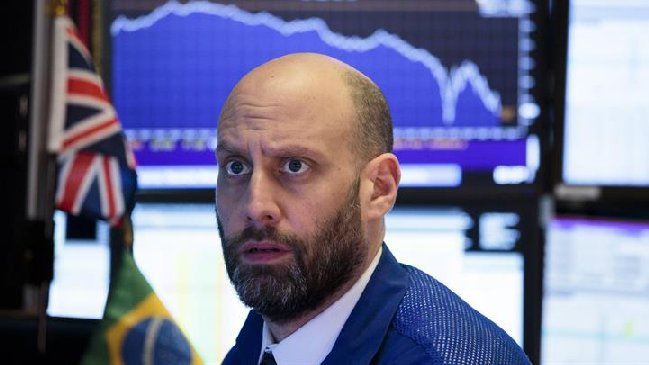 Wall Street: Índice Dow Jones anotó la mayor caída en puntos de su historia