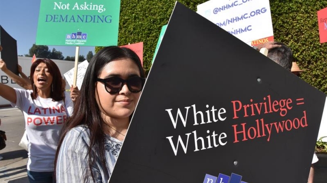 Latinos siguen ejemplo de afroamericanos y reclaman más peso en Hollywood