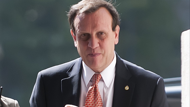 Aborto: UC interpuso recurso de protección contra reglamento de objeción de conciencia