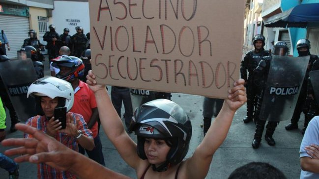 Tras protestas ciudadanas, FARC suspendió su campaña electoral