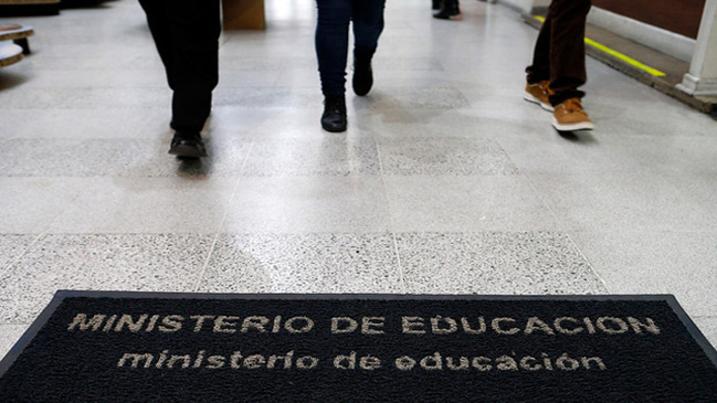 Interpondrán recurso de protección por excluir a migrantes en la gratuidad