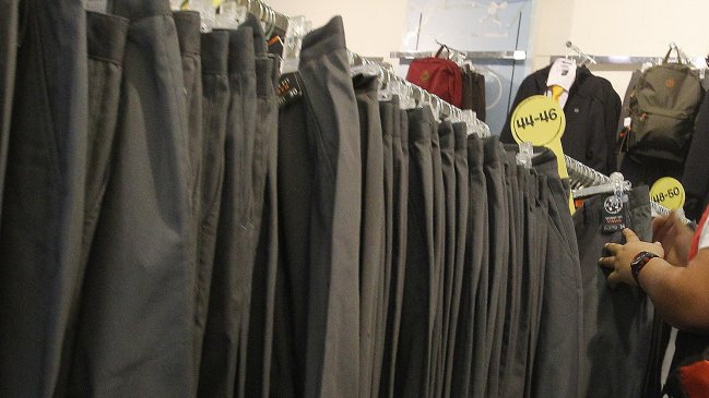 Japón: Critican a colegio por pedir uniforme escolar de marca Armani