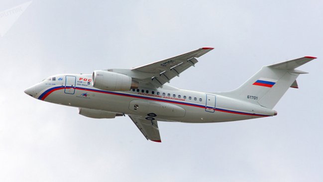 Un avión con 71 personas se estrelló en las afueras de Moscú