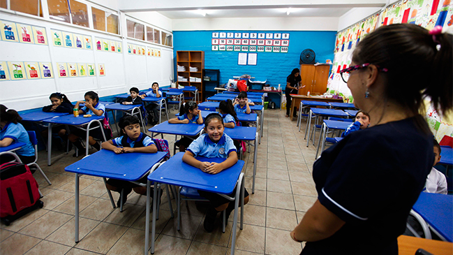 Experto derriba mitos sobre el cerebro y la educación