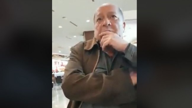 Funan a sujeto por despectivo trato con madre que estaba amamantando