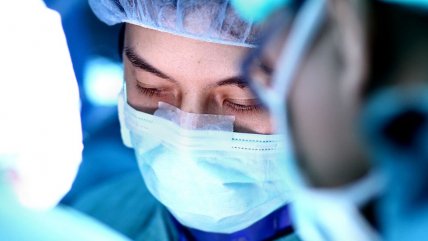 Cuáles son las cirugías plásticas que más solicitan los jóvenes chilenos